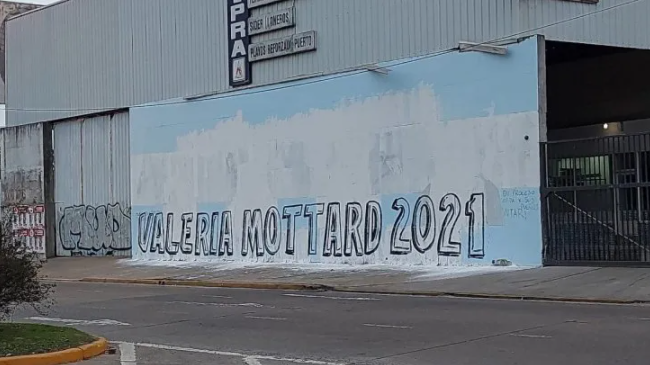 UNA REFERENTE DE PICHETTO ARRUINO UN MURAL DEDICADO A DIEGO MARADONA