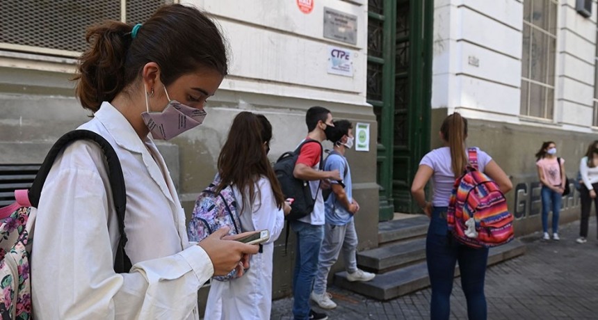 EL MIÉRCOLES VOLVERÁN LAS CLASES PRESENCIALES EN LA PROVINCIA DE BUENOS AIRES