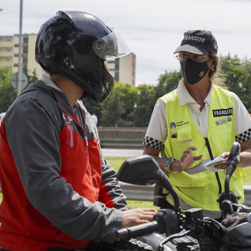 CONTINÚAN LOS CONTROLES DE MOTOS EN VICENTE LÓPEZ
