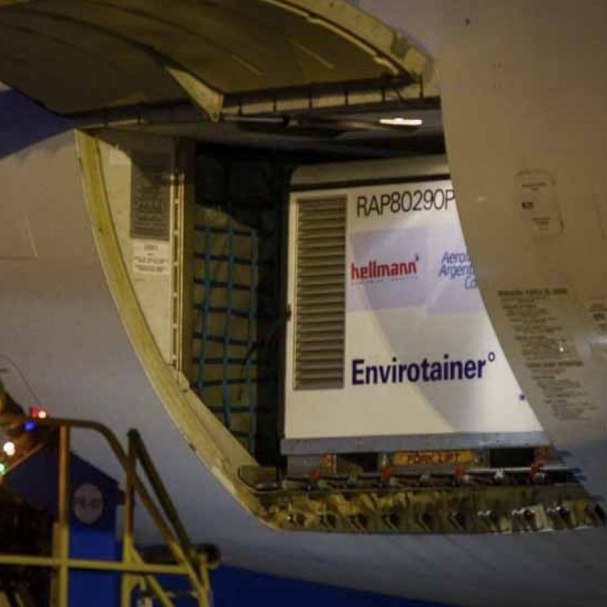 LLEGÓ OTRO VUELO CON VACUNAS SINOPHARM Y ARGENTINA SUPERÓ LAS 23,8 MILLONES DE DOSIS