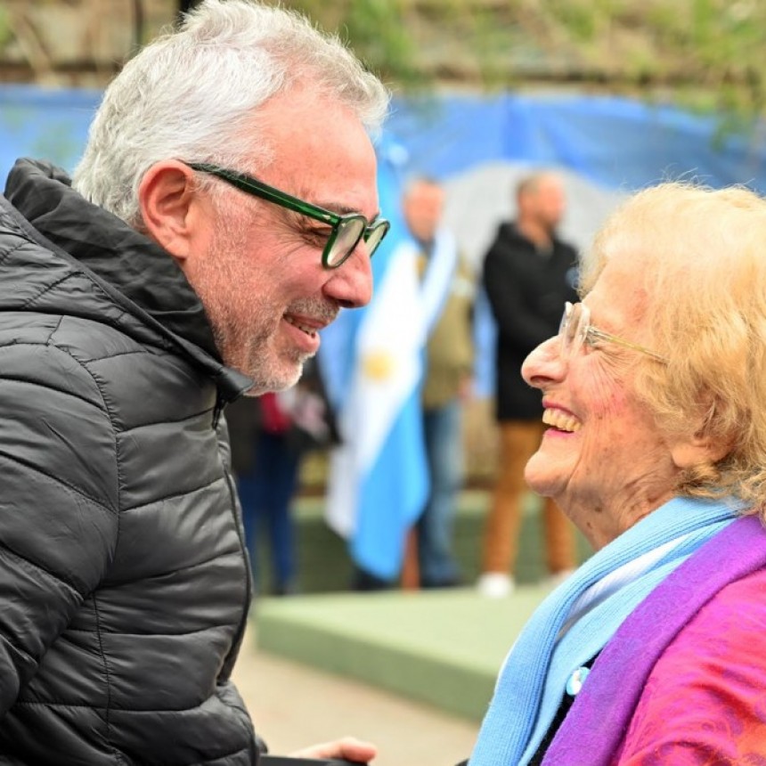 JULIO ZAMORA PRESENTÓ SU LISTA PARA LA REELECCIÓN EN TIGRE