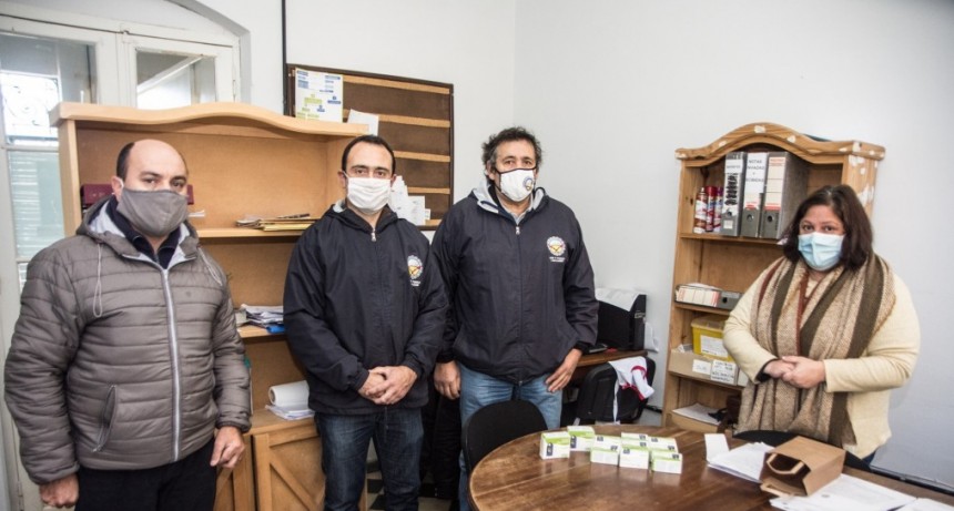 LAS FLORES: EL SINDICATO DE LUZ Y FUERZA DONÓ INSUMOS SANITARIOS AL MUNICIPIO.