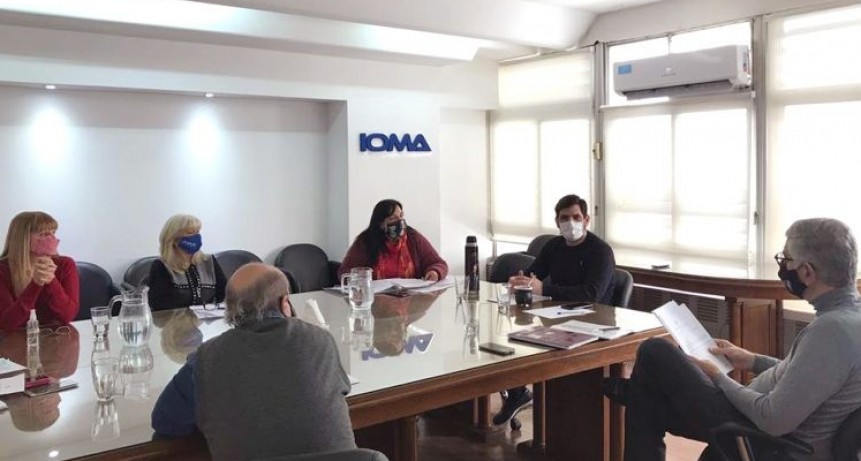 MÉDICOS DE LA PLATA VUELVEN A ATENDER POR IOMA