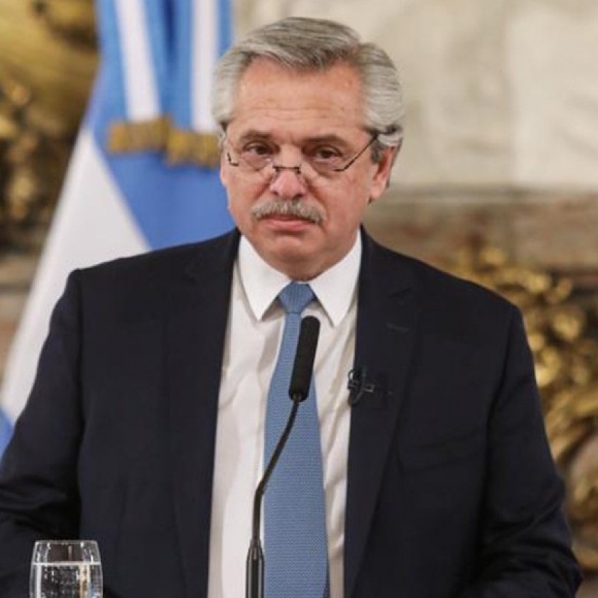 ALBERTO FERNÁNDEZ: 