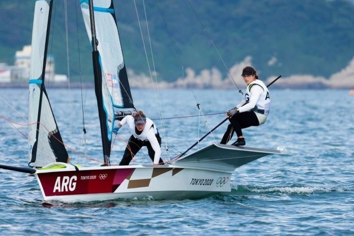 VELA: LAS BONAERENSES TRAVASCIO Y BRANZ SE ASEGURARON UN LUGAR EN LA “MEDAL RACE”
