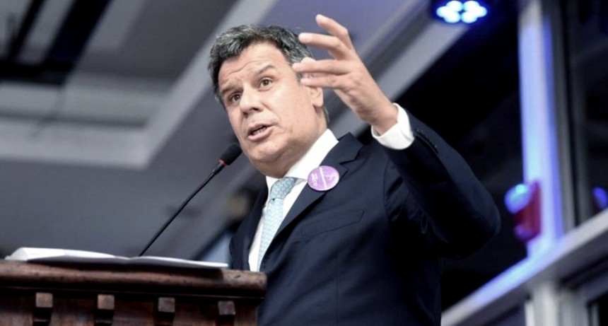FACUNDO MANES SERÁ CANDIDATO A DIPUTADO POR LA UCR EN LA INTERNA DE JUNTOS POR EL CAMBIO