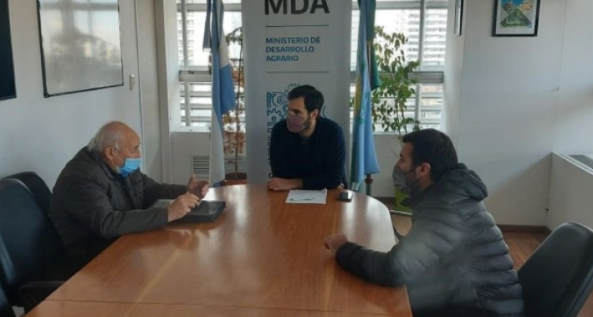 EN TRES LOMAS ÁLVAREZ BUSCA DESTRABAR LA SITUACIÓN DEL FRIGORÍFICO LOCAL