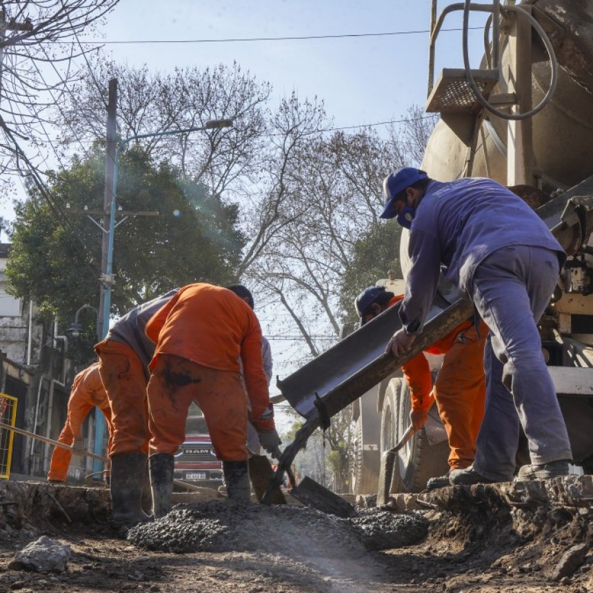 AVANZA LA OBRA HIDRÁULICA EN FLORIDA OESTE QUE BENEFICIARÁ A MÁS DE 50 MIL VECINOS