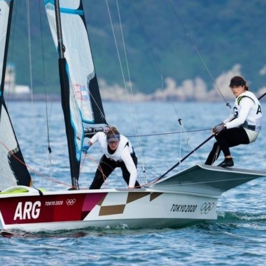 VELA: LAS BONAERENSES TRAVASCIO Y BRANZ SE ASEGURARON UN LUGAR EN LA “MEDAL RACE”