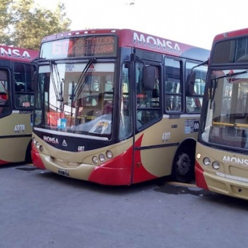 LA LÍNEA 60 DE COLECTIVOS ANUNCIÓ UN PARO DESDE EL LUNES, POR TIEMPO INDETERMINADO