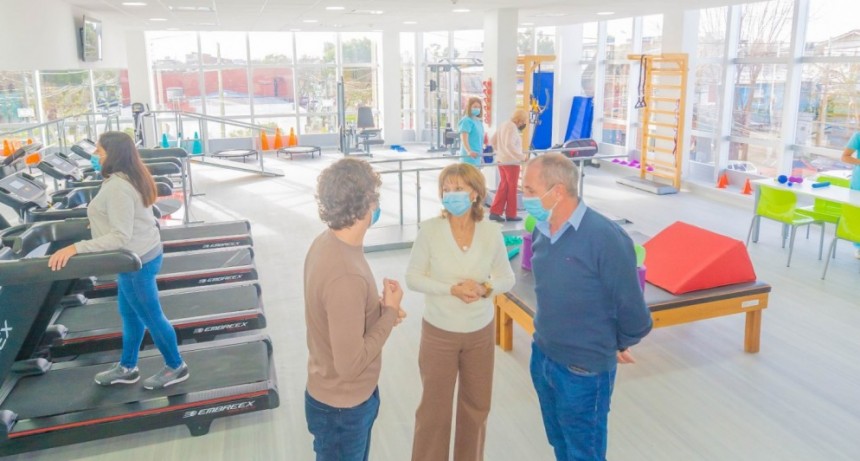JUAN ANDREOTTI PRESENTÓ EL RENOVADO SECTOR DE KINESIOLOGÍA DEL HOSPITAL MUNICIPAL