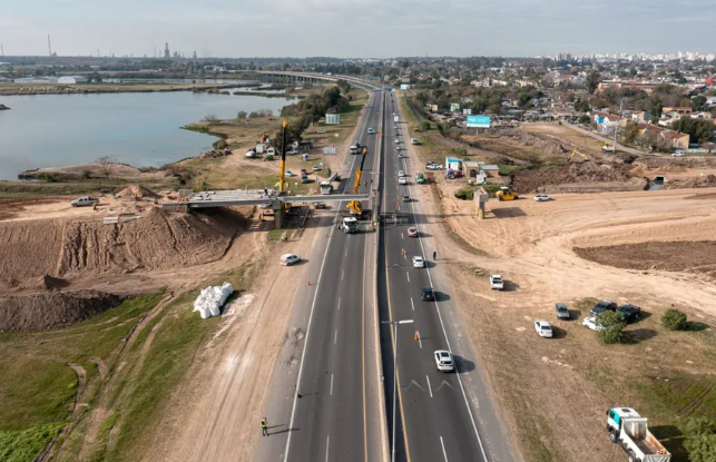 LA BAJADA DE AUTOPISTA BUENOS AIRES - LA PLATA ESTARÁ CERRADA POR OBRAS