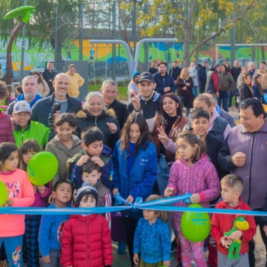 JUAN ANDREOTTI INAUGURÓ LA RENOVACIÓN DE DOS PLAZAS EN EL BARRIO SAN JORGE