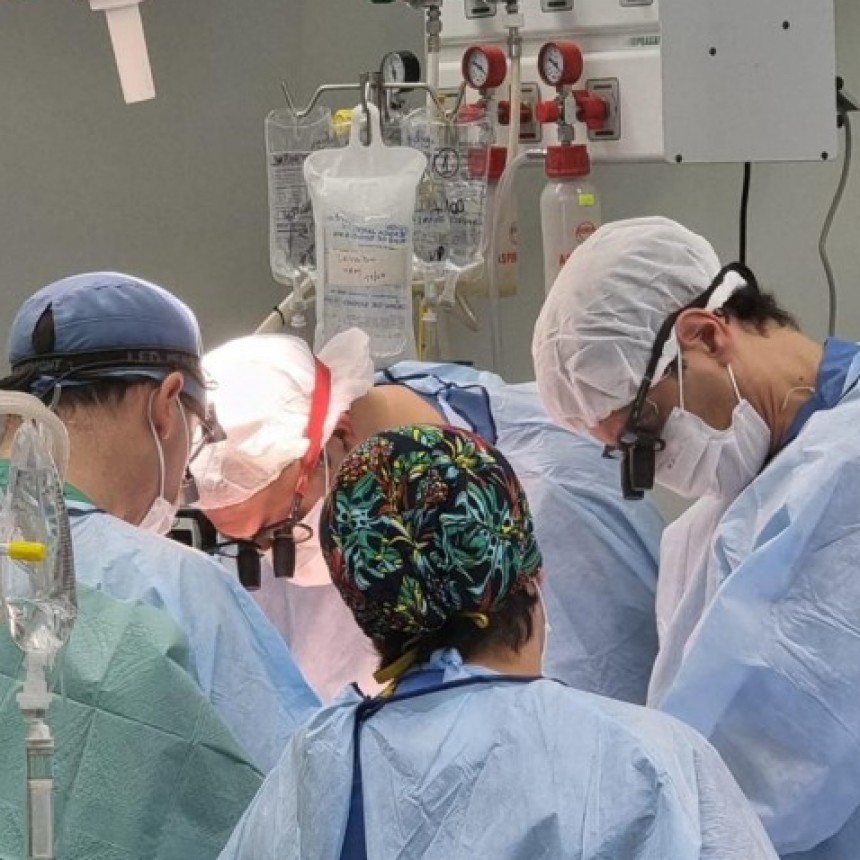 EN EL HOSPITAL SAN MARTÍN DE LA PLATA SE REALIZÓ LA PRIMERA CIRUGÍA DE REVASCULARIZACIÓN 