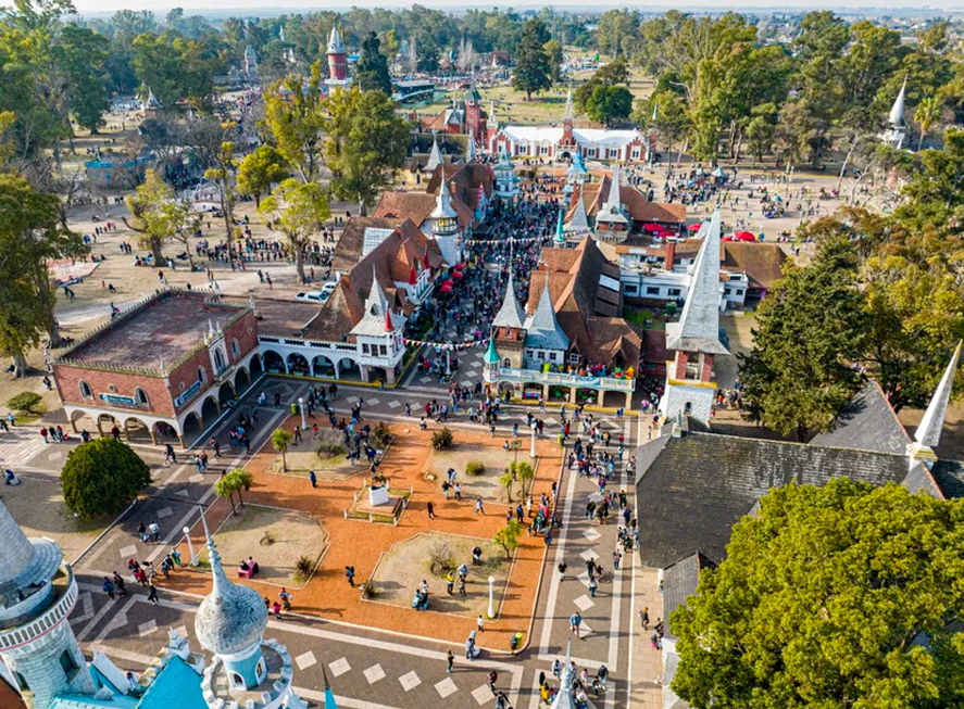 LA REPÚBLICA DE LOS NIÑOS INICIA SU RECONSTRUCCIÓN INTEGRAL