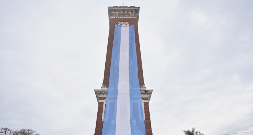 VICENTE L&Oacute;PEZ CELEBR&Oacute; EL D&Iacute;A DE LA INDEPENDENCIA Y LOS 110 A&Ntilde;OS DE LA PIEDRA FUNDAMENTAL DE LA TORRE ADER