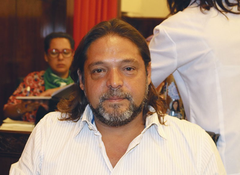 DIEGO SPINA, LA POLÉMICA MANO DERECHA DE SABBATELLA DESESPERADO POR VOLVER AL PODER