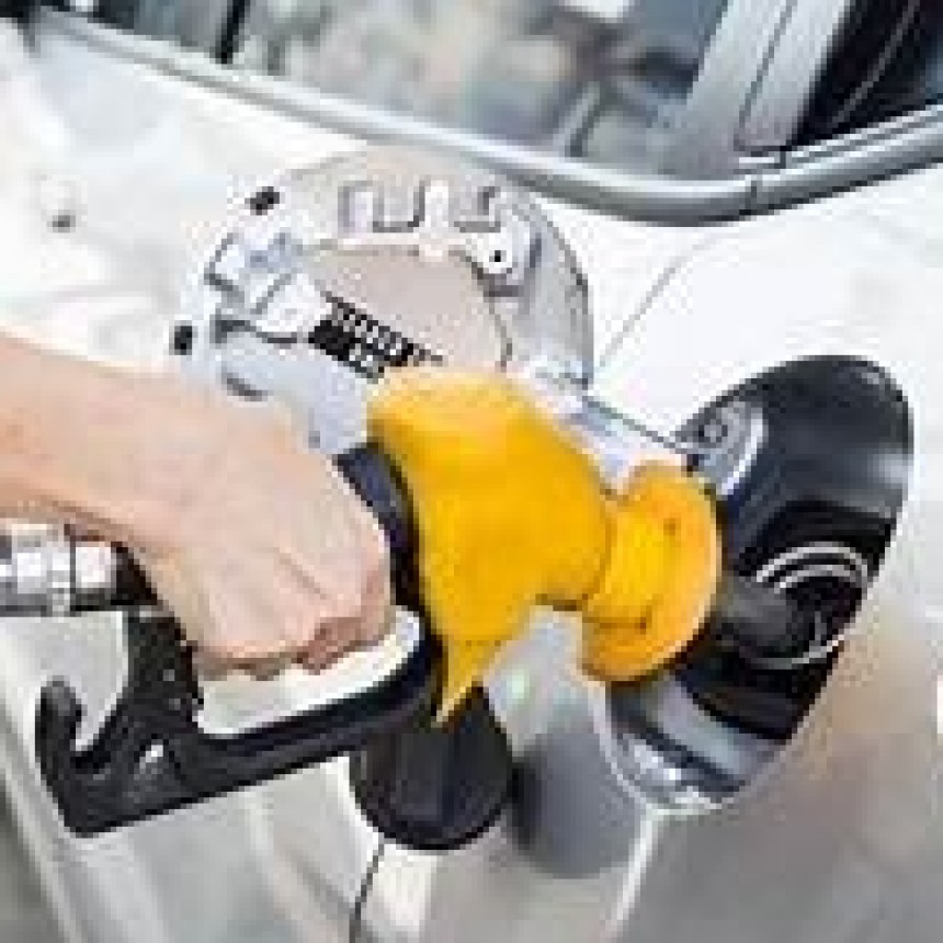 EN AGOSTO VUELVEN A AUMENTAR LOS COMBUSTIBLES