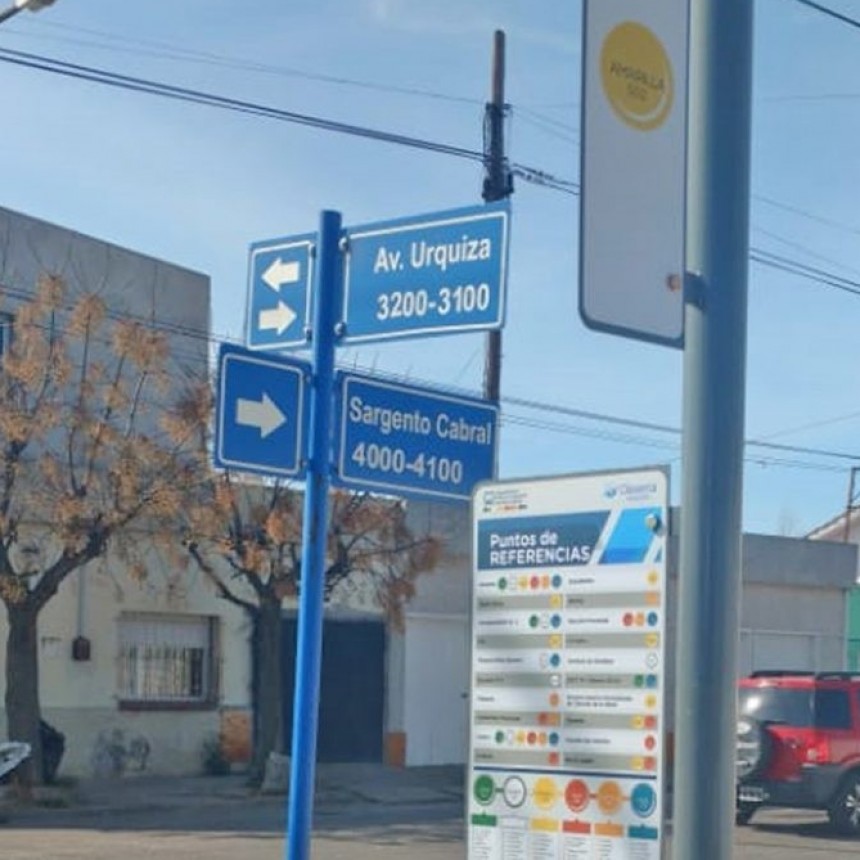 COMENZARON A INSTALAR LA NUEVA CARTELERÍA EN LAS PARADAS DE COLECTIVOS