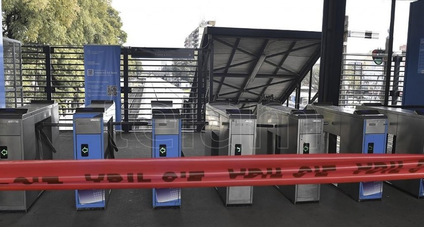 EL TREN SARMIENTO INTERRUMPE SU SERVICIO TRAS CONFIRMARSE 10 NUEVOS CASOS DE CORONAVIRUS