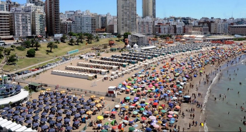EN PINAMAR Y MAR DEL PLATA COINCIDEN: 