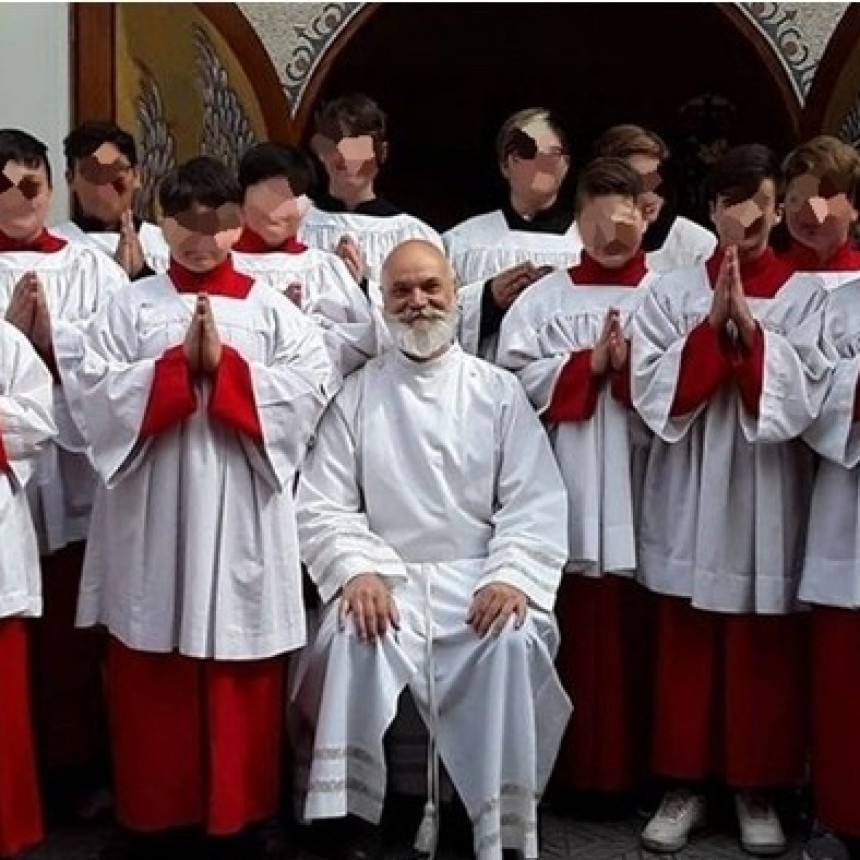 LA PLATA: DENUNCIAN PENALMENTE AL SACERDOTE RAÚL SIDDERS POR ABUSOS