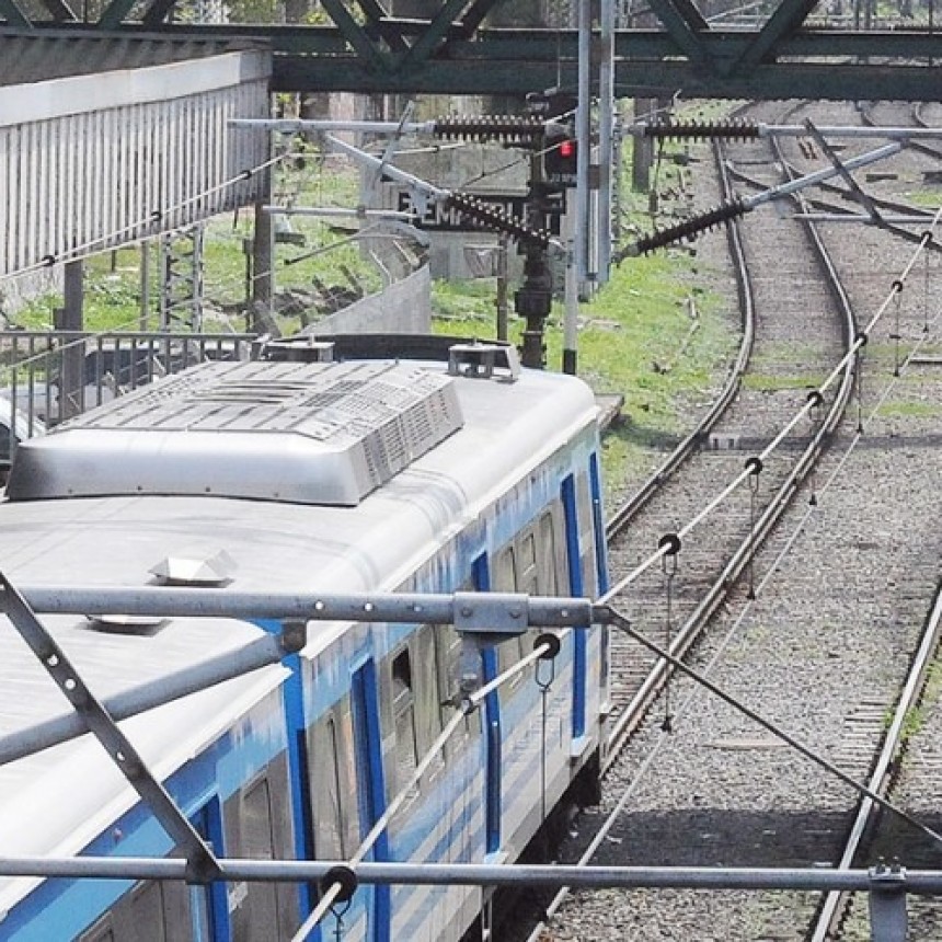 PARO EN EL TREN ROCA LUEGO DE LA AGRESIÓN A UN MAQUINISTA CON GOLPES Y PIEDRAZOS