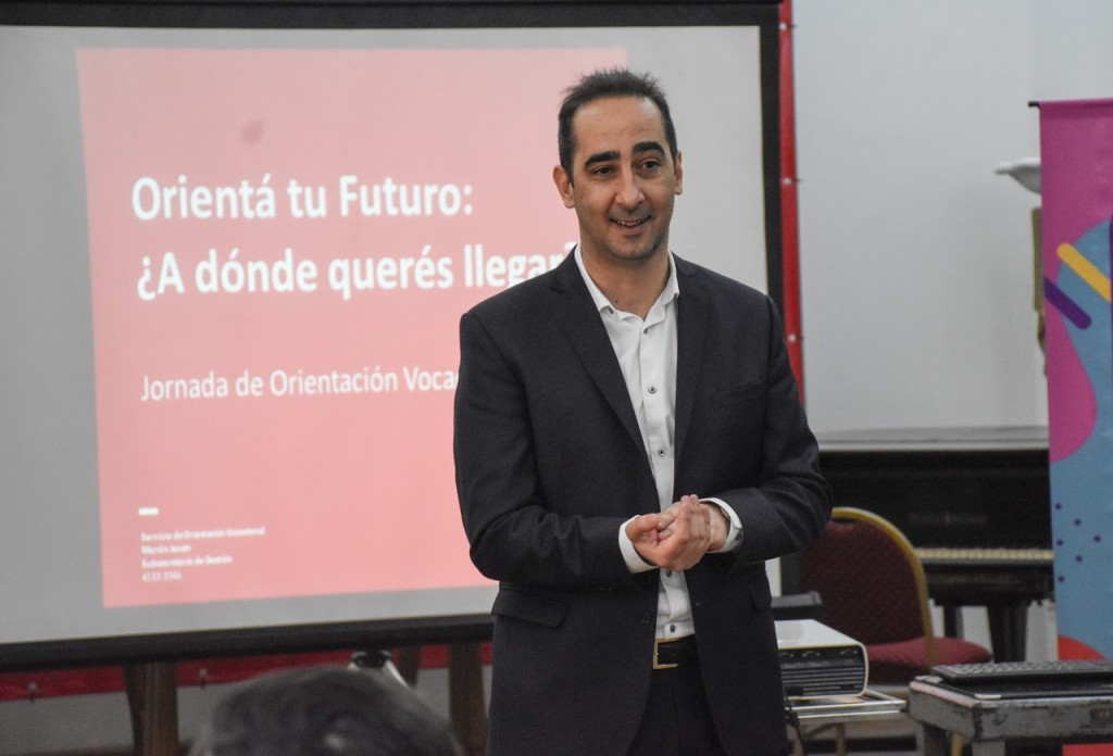 TAGLIAFERRO: “CAPACITAMOS A LOS JÓVENES PORQUE SON EL FUTURO DEL PAÍS”
