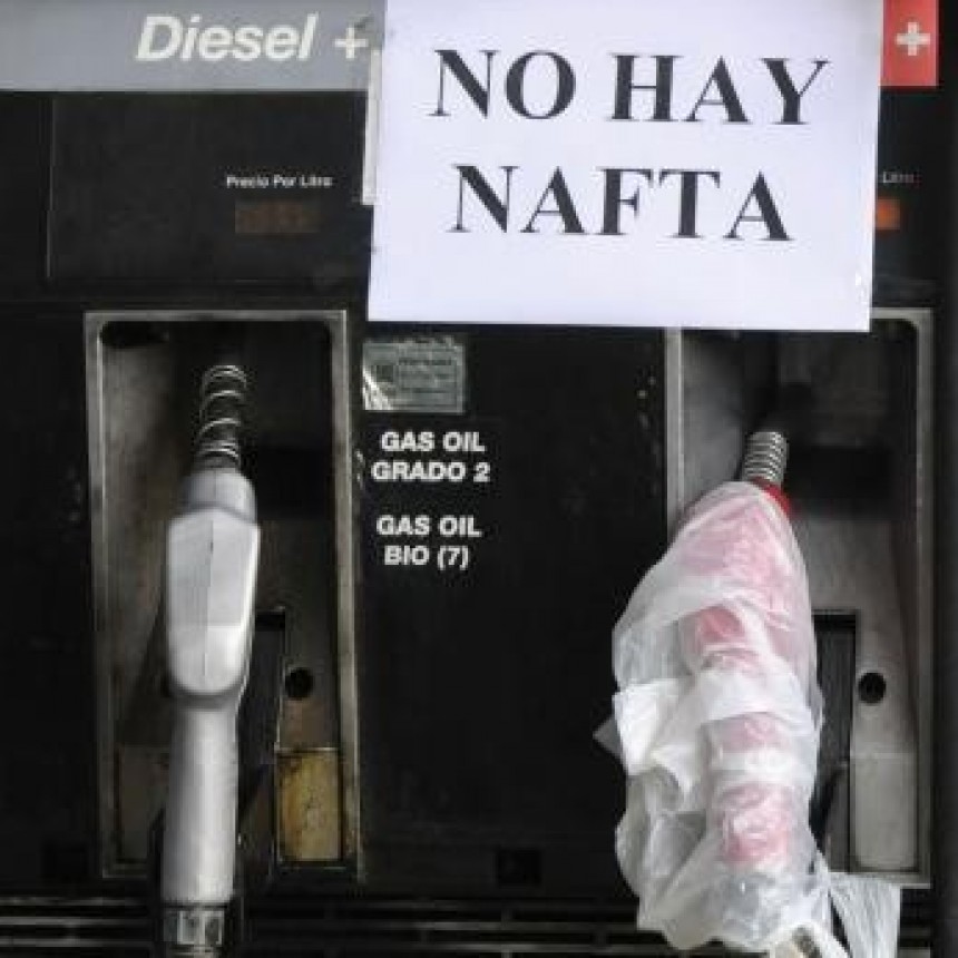 ESTACIONES DE SERVICIO: 
