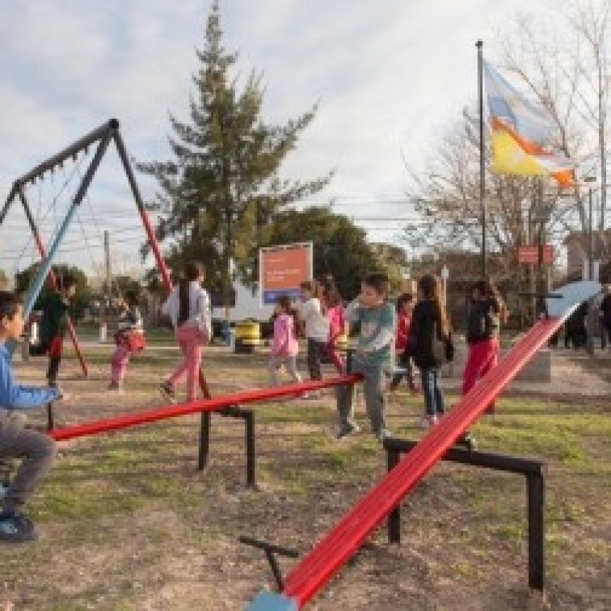  REMODELARON A NUEVA LA PLAZA “COMUNIDAD ORGANIZADA”
