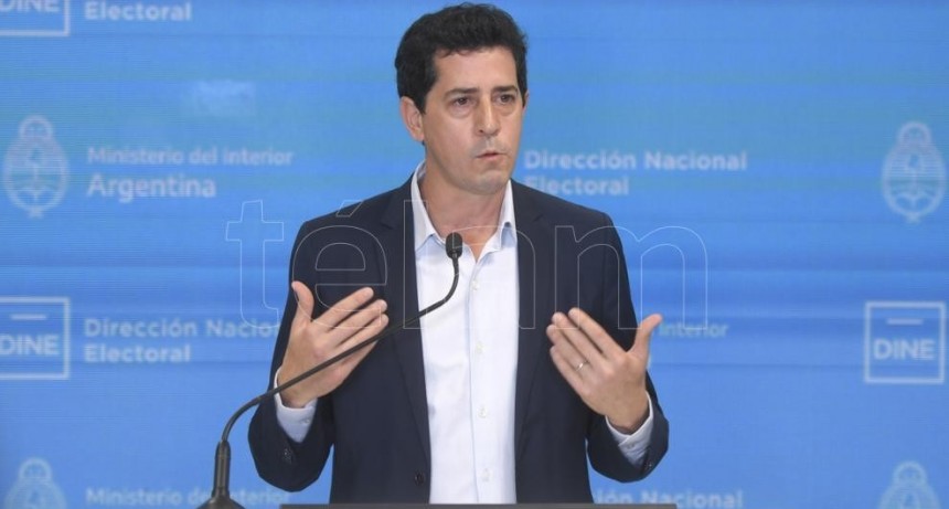 MINISTROS DEL GABINETE NACIONAL PUSIERON SU RENUNCIA A DISPOSICIÓN DEL PRESIDENTE
