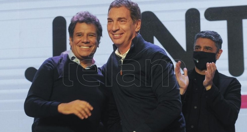 JUNTOS POR EL CAMBIO SE REÚNE EN CABA PARA LA FOTO DE SUS CANDIDATOS EN TODO EL PAÍS