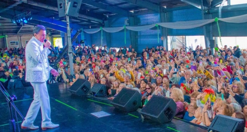 SAN FERNANDO FESTEJÓ EL DÍA DEL JUBILADO CON PALITO ORTEGA Y MÁS DE 3500 VECINAS Y VECINOS