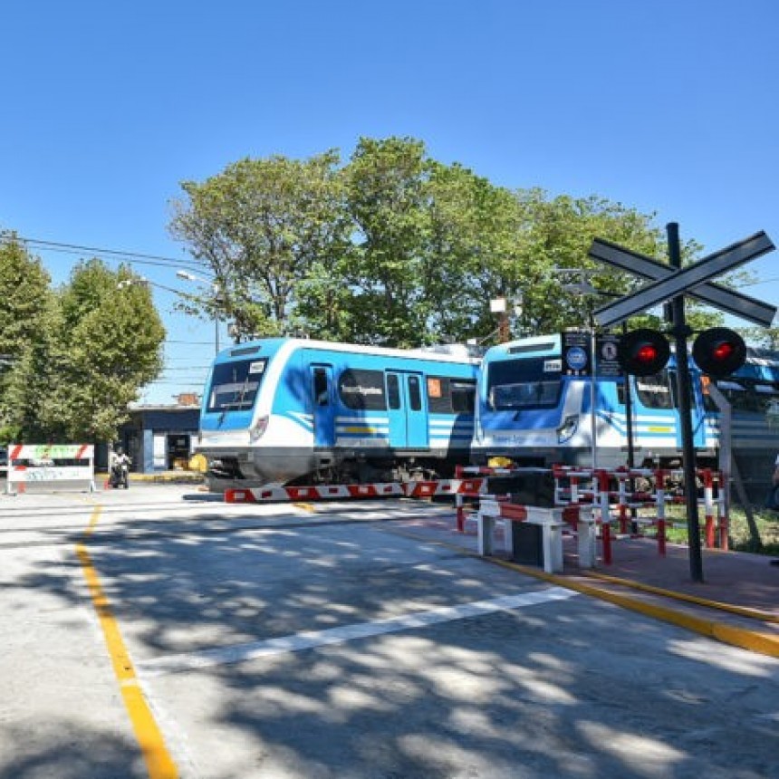 CONGELAN LAS TARIFAS DE COLECTIVOS Y TRENES HASTA DESPUÉS DE LAS ELECCIONES