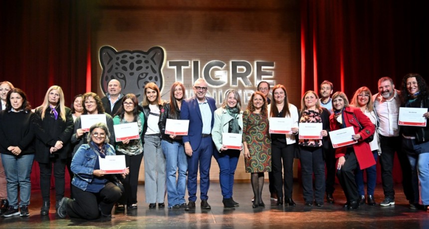 EN EL DÍA DEL MAESTRO, JULIO ZAMORA RECONOCIÓ LA VOCACIÓN Y COMPROMISO DE DOCENTES DE TIGRE