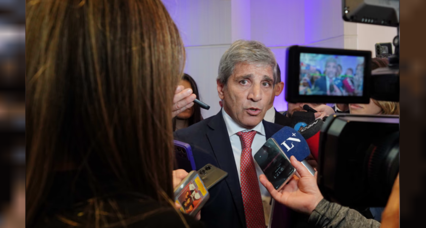 LUIS CAPUTO AFIRM&Oacute; QUE EN DOS A&Ntilde;OS A&Uacute;N HABR&Aacute; GENTE QUE NO LLEGUE A FIN DE MES: &ldquo;NO PUEDO HACER MAGIA&rdquo;
