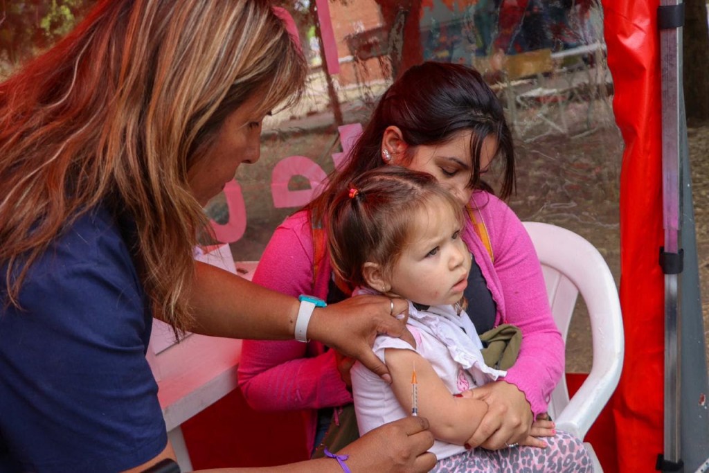 EL VACUNATORIO MÓVIL REFORZARÁ LA CAMPAÑA PARA LA PREVENCIÓN DEL SARAMPIÓN  