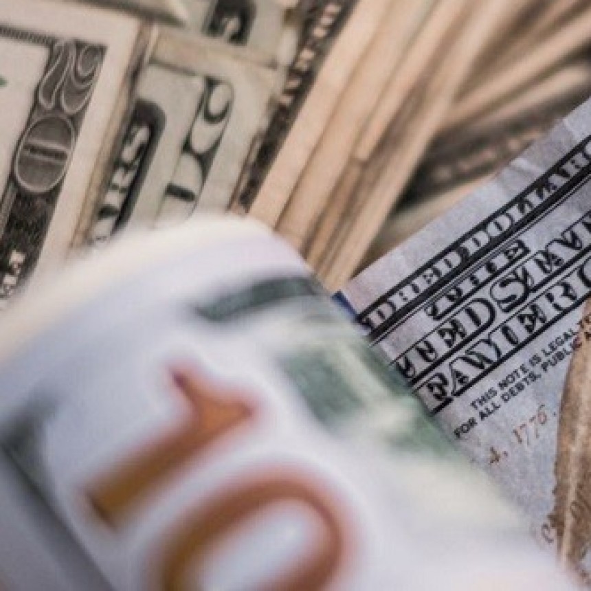 EN SEPTIEMBRE SE FUERON S$ 9.250 MILLONES DE LOS BANCOS