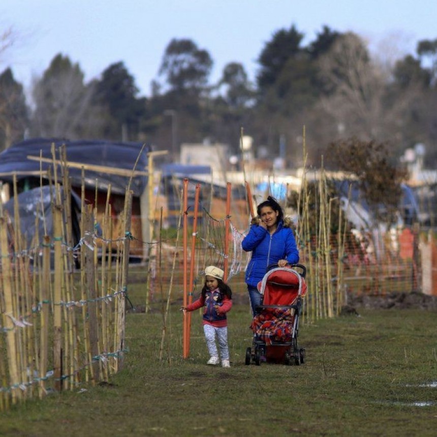 TOMA DE GUERNICA: POSTERGAN EL DESALOJO PARA EL 14 DE OCTUBRE