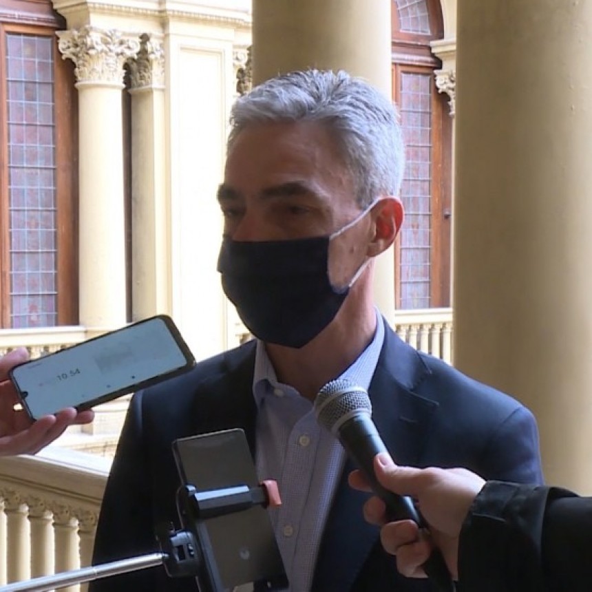MEONI CONFIRMÓ QUE A PARTIR DEL 15 DE OCTUBRE VUELVEN LOS VUELOS REGULARES