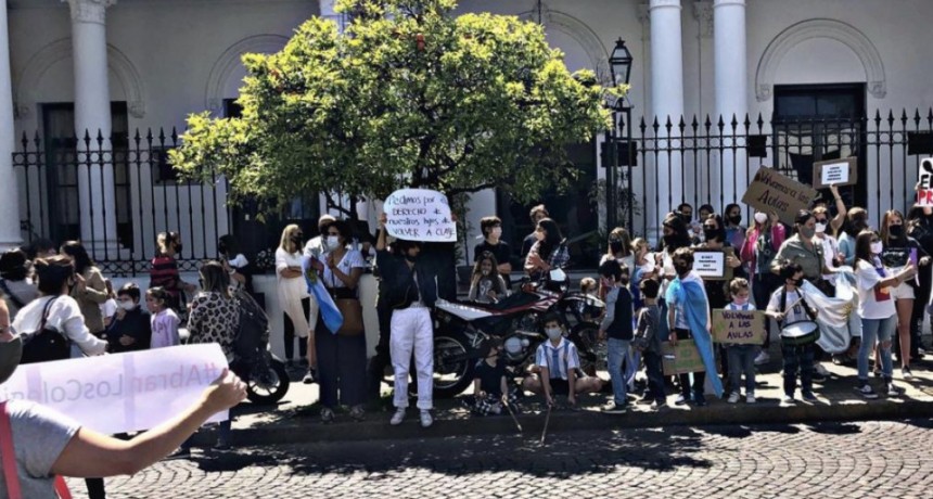 EL VECINALISMO DE SAN ISIDRO PROPONE LA VUELTA A CLASES PRESENCIALES