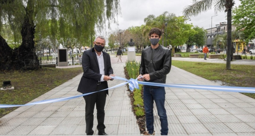 JUAN ANDREOTTI Y JULIO ZAMORA INAUGURARON LAS PLAZAS PELLEGRINI Y CASTELLARI EN LA ZONA DEL CANAL