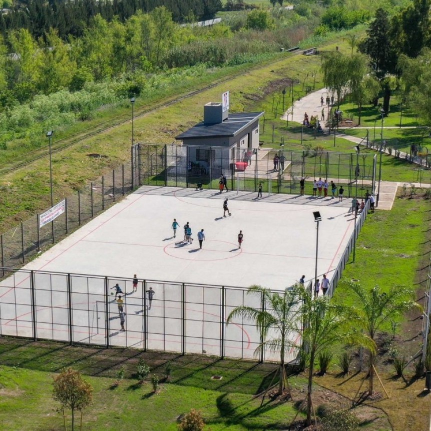 JUAN ANDREOTTI INAUGURÓ EL ´PARQUE DE LA ESPERANZA´ 