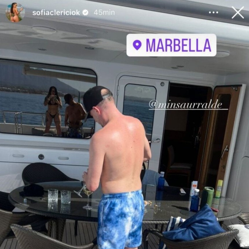 KICILLOF ECHÓ A MARTIN INSAURRALDE TRAS SU VIAJE MILLONARIO POR EL MEDITERRÁNEO CON UNA MODELO