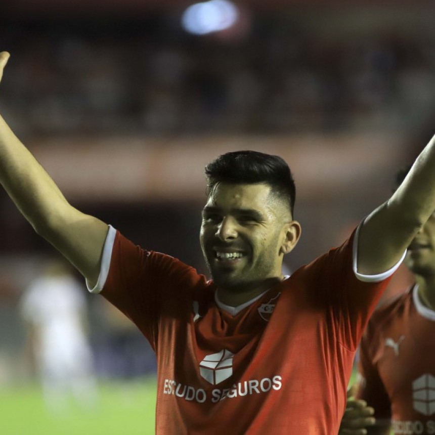 INDEPENDIENTE SE IMPUSÓ A SAN LORENZO EN UN DUELO DE NECESITADOS
