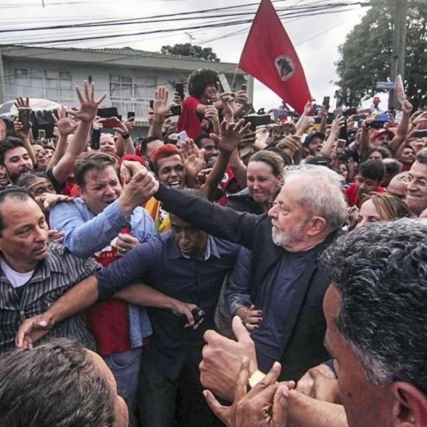 LULA LIBRE: SALIÓ DE LA CÁRCEL LUEGO DE 580 DÍAS
