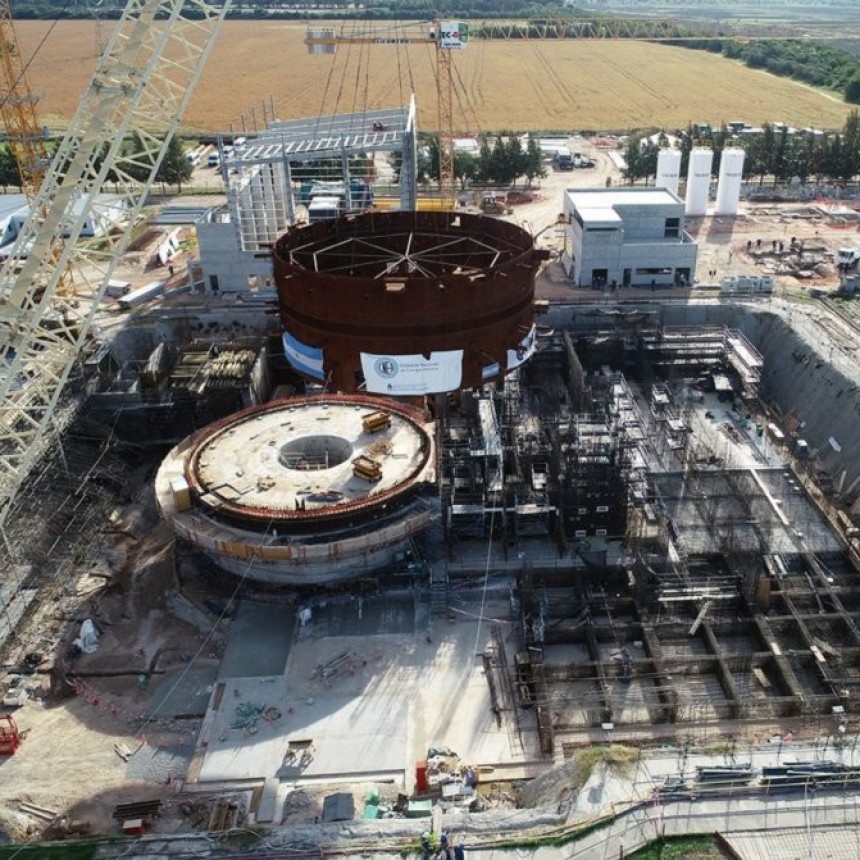 TECHINT PARÓ LAS OBRAS EN ATUCHA Y SUSPENDIÓ A 500 OPERARIOS