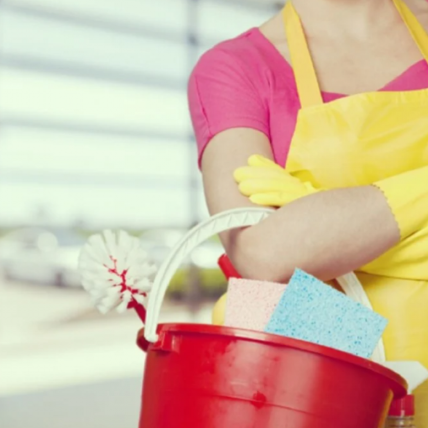 EMPLEADAS DE CASAS PARTICULARES: 24% EN 4 CUOTAS DE DICIEMBRE A MARZO PARA QUEDAR POR ENCIMA DEL MÍNIMO VITAL Y MÓVIL