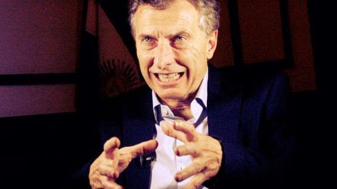 MACRI VOLVIÓ A AGREDIR A MARADONA