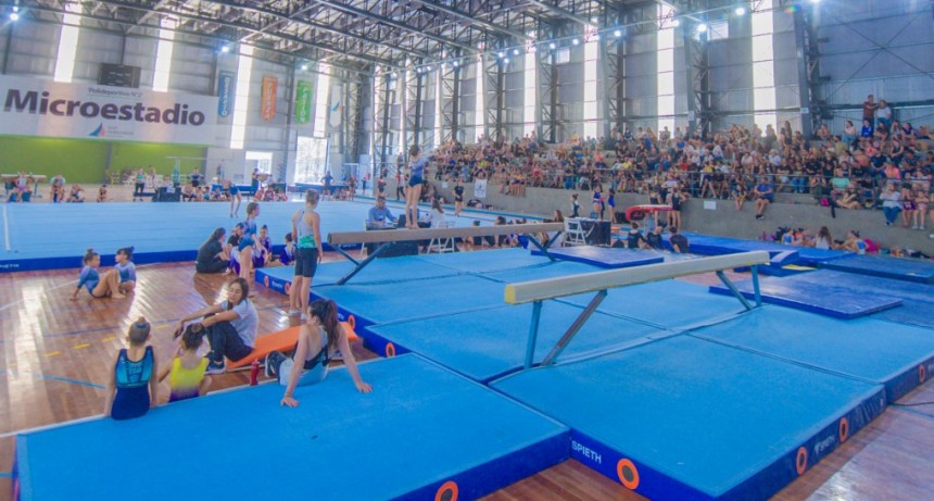 SAN FERNANDO FUE SEDE DE LA COPA FM DE GIMNASIA ARTÍSTICA, CON FEDERICO MOLINARI